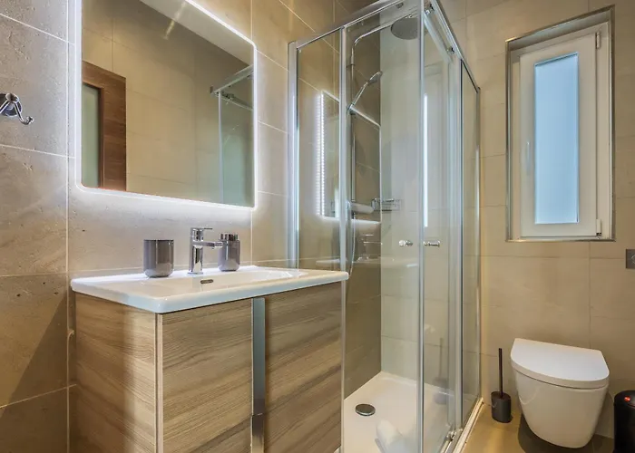 Apartment Fl7 Thelodge-amazing View W Big Terrace By Homely *